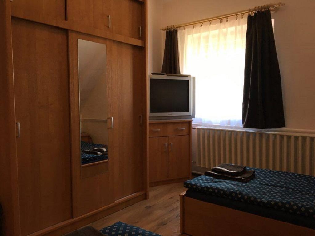 Fitt Maganszallashely Sásd Exterior foto